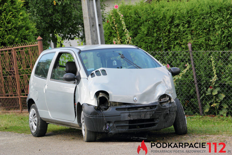 Zderzenie audi i renault w Jedliczu