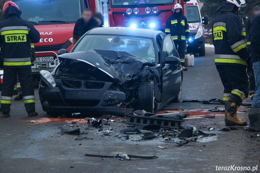 Zderzenie BMW i volkswagena w Jaśliskach