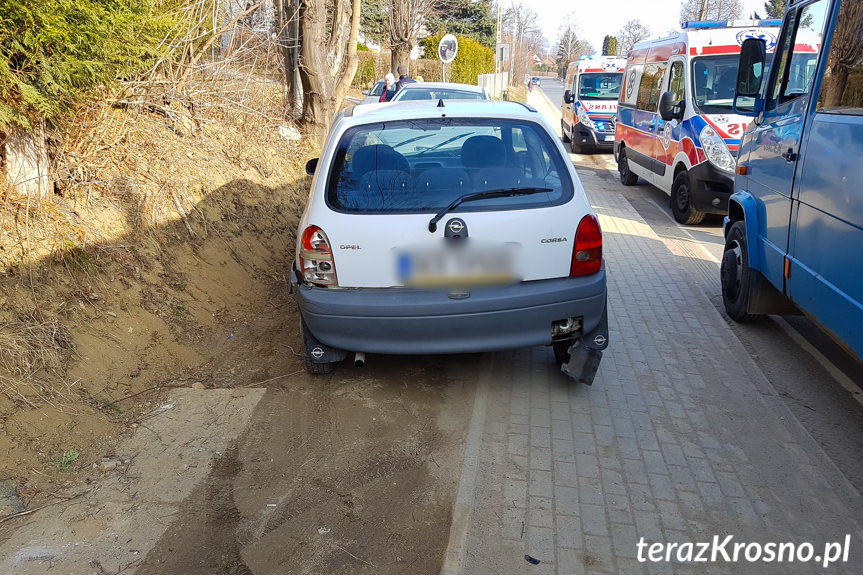 Zderzenie busa i osobówki w Iwoniczu-Zdroju