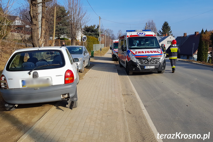 Zderzenie busa i osobówki w Iwoniczu-Zdroju