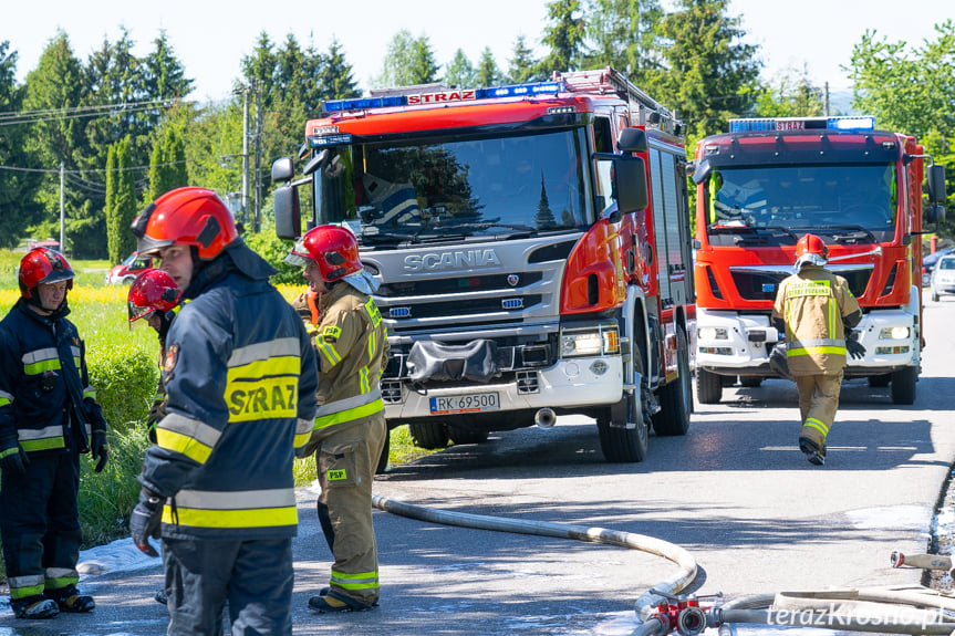 Zderzenie busa z samochodem osobowym w Odrzykoniu