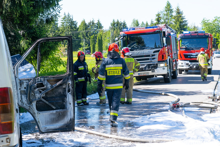 Zderzenie busa z samochodem osobowym w Odrzykoniu