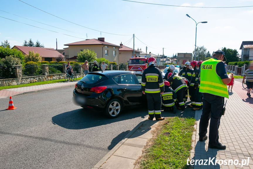 Zderzenie ciężarowki z osobówką w Jedliczu