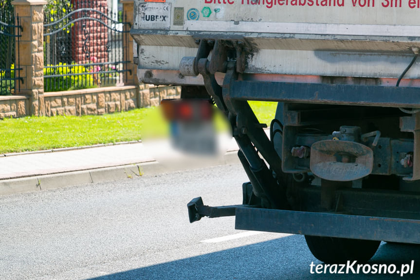 Zderzenie ciężarowki z osobówką w Jedliczu