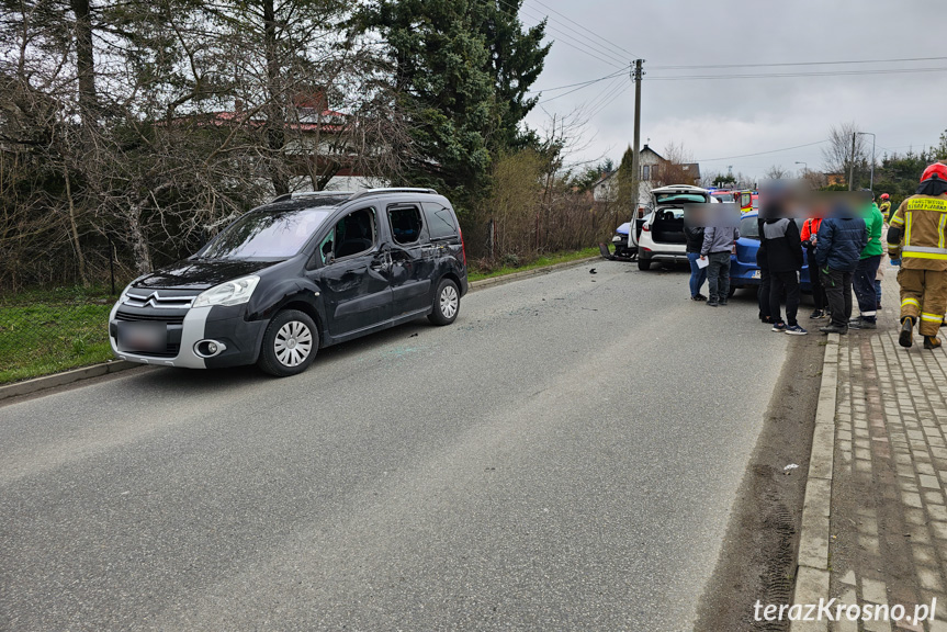 Zderzenie czterech samochodów w Jedliczu