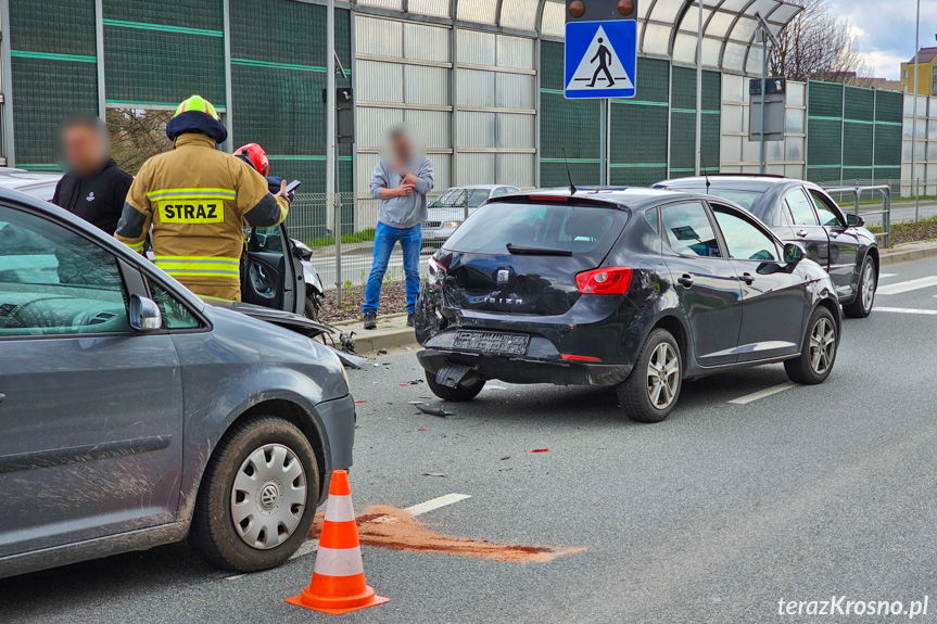 Zderzenie czterech samochodów w Krośnie