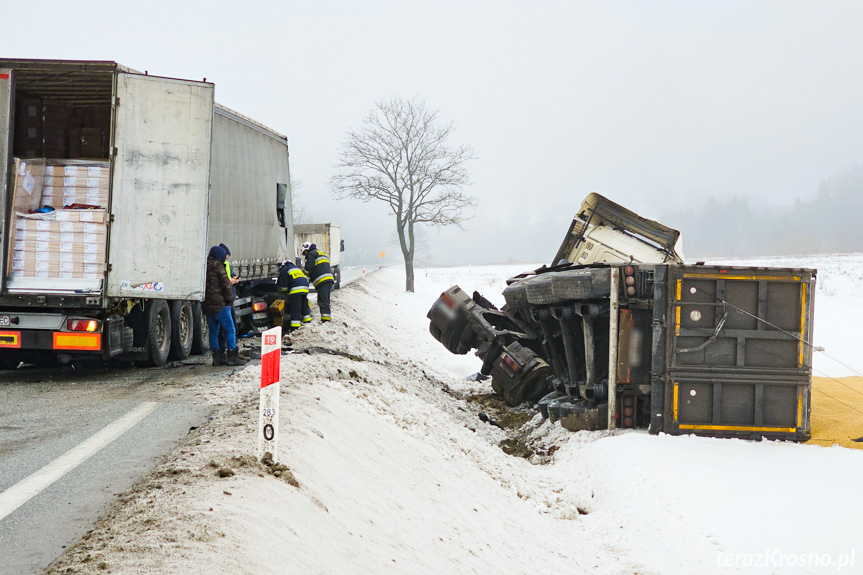 Zderzenie dwóch ciężarówek w Barwinku