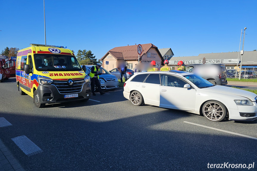 Zderzenie dwóch osobówek w Krośnie