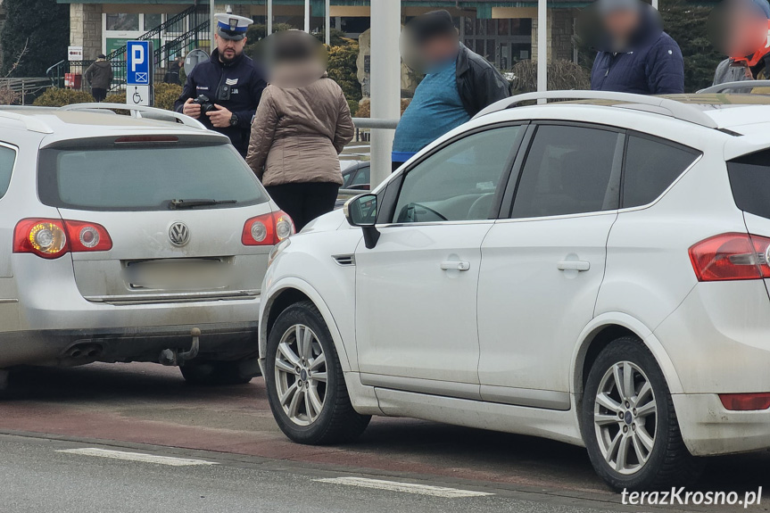 Zderzenie dwóch samochodów na Bieszczadzkiej