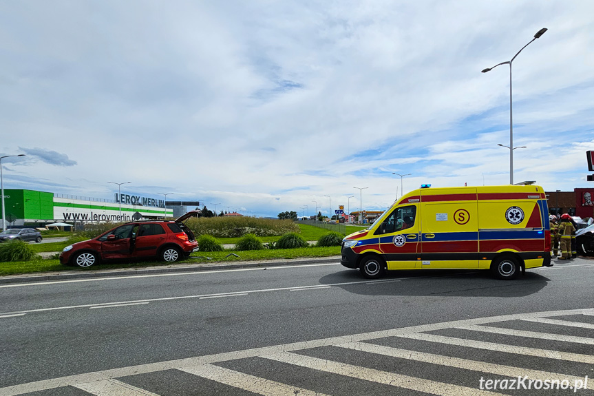 Zderzenie dwóch samochodów na Bieszczadzkiej