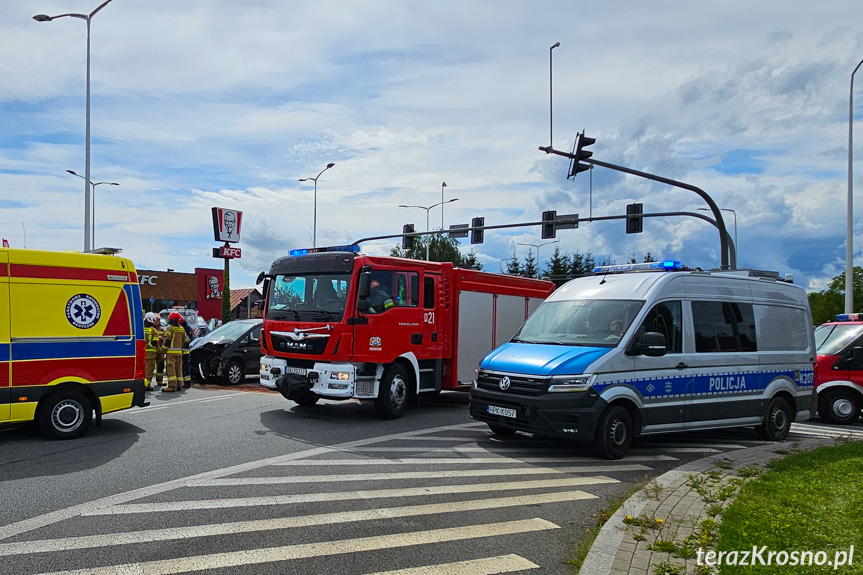 Zderzenie dwóch samochodów na Bieszczadzkiej