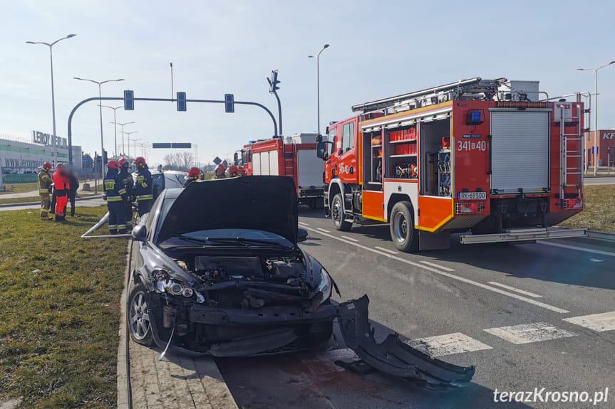 Zderzenie dwóch samochodów na Bieszczadzkiej