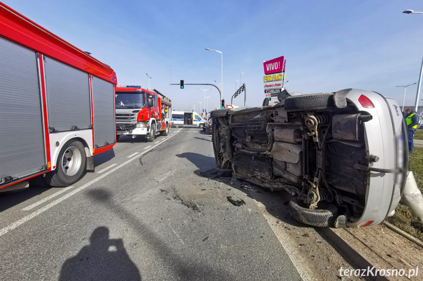 Zderzenie dwóch samochodów na Bieszczadzkiej