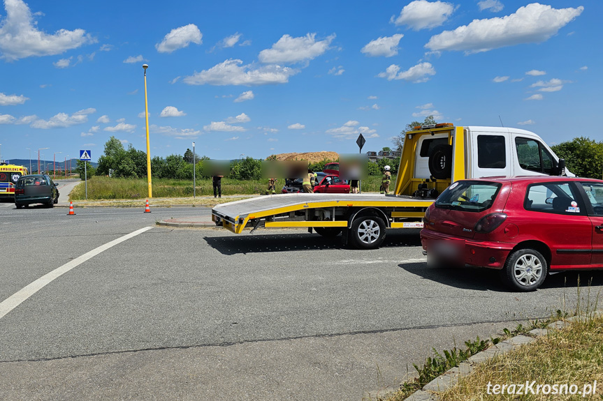 Zderzenie dwóch samochodów na Lotników