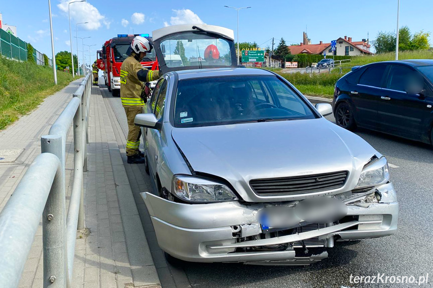 Zderzenie dwóch samochodów na Podkarpackiej