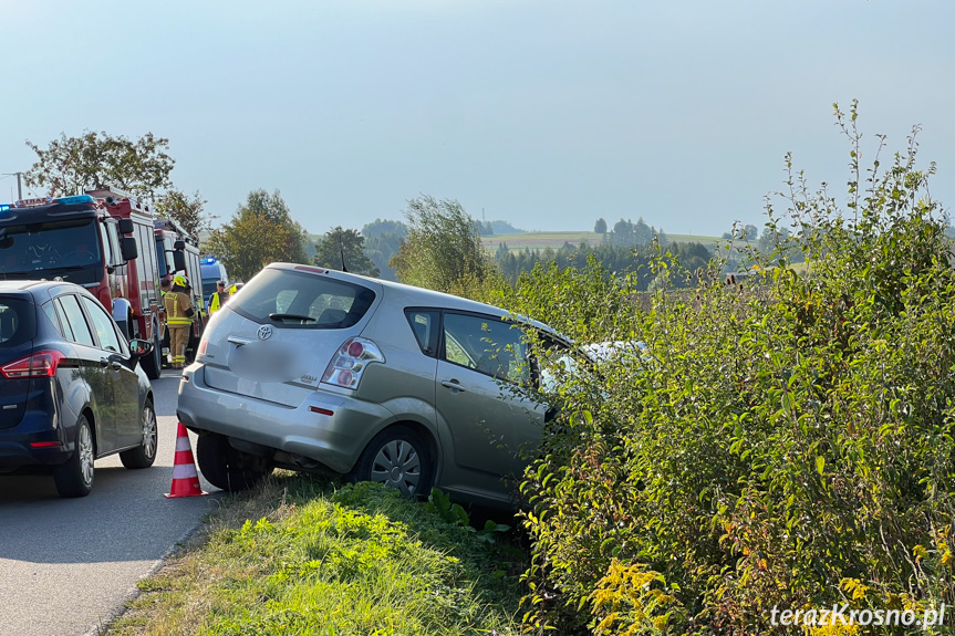 Zderzenie dwóch samochodów pomiędzy Rymanowem a Sieniawą