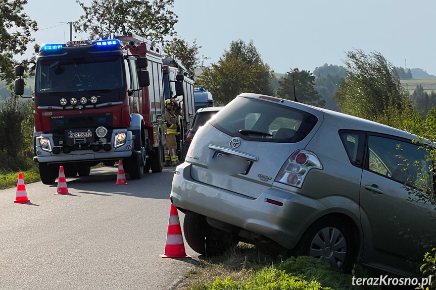 Zderzenie dwóch samochodów pomiędzy Rymanowem a Sieniawą