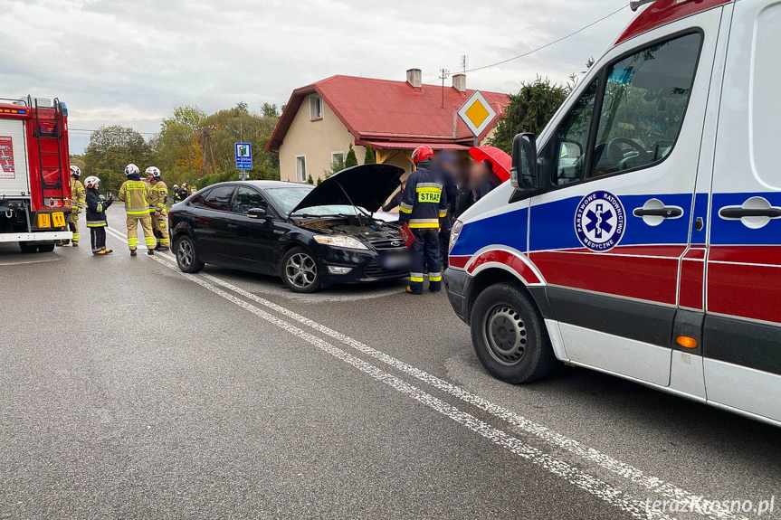 Zderzenie dwóch samochodów w Daliowej