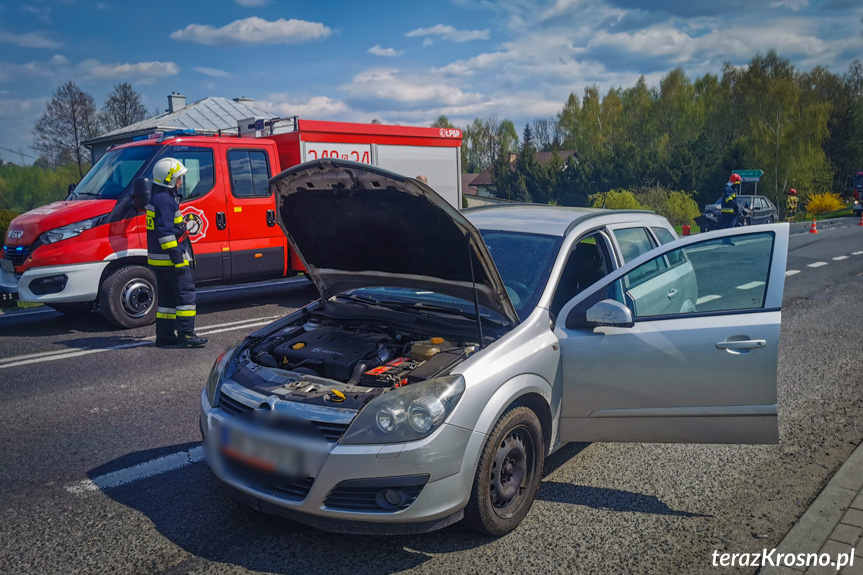 Zderzenie dwóch samochodów w Jaszczwi