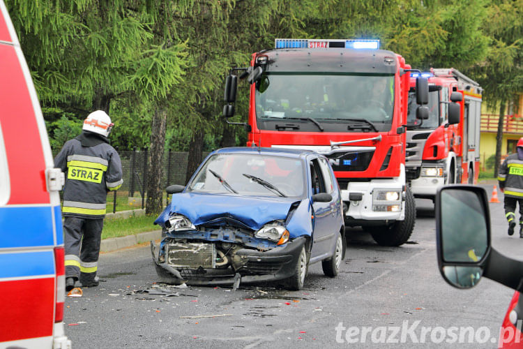 Zderzenie dwóch samochodów w Jedliczu