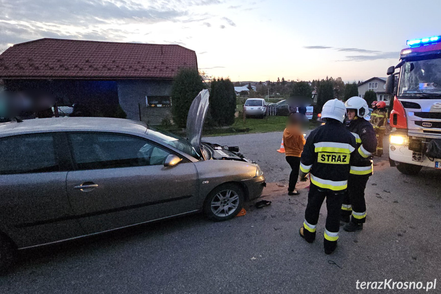 Zderzenie dwóch samochodów w Kopytowej