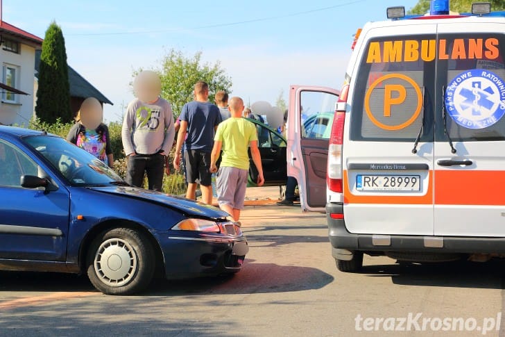 Zderzenie dwóch samochodów w Kopytowej