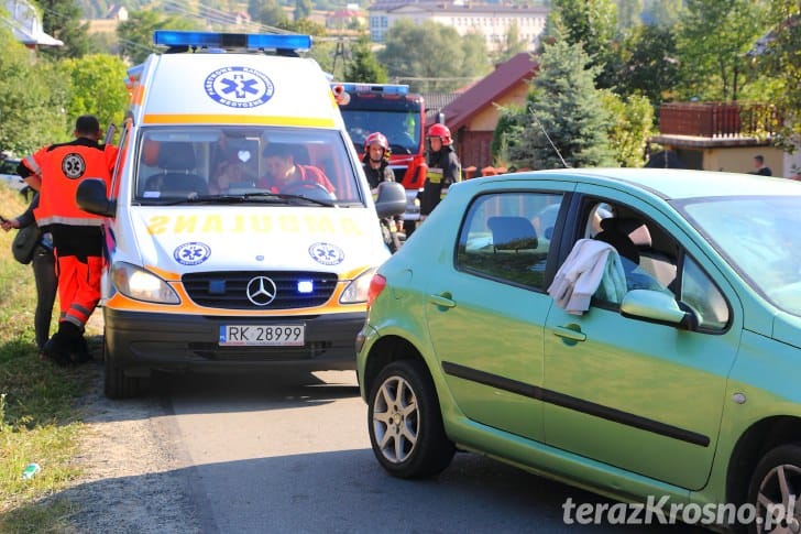 Zderzenie dwóch samochodów w Kopytowej