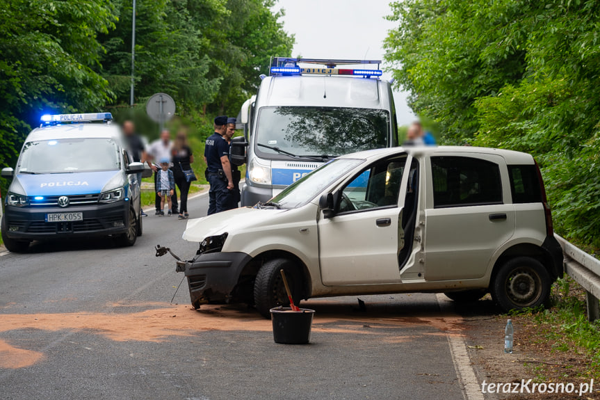 Zderzenie dwóch samochodów w Korczynie