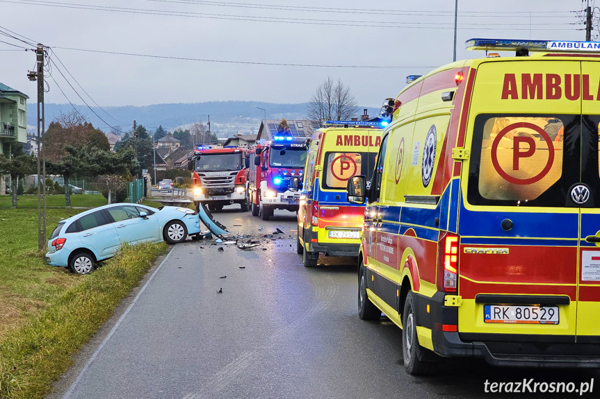 Zderzenie dwóch samochodów w Korczynie