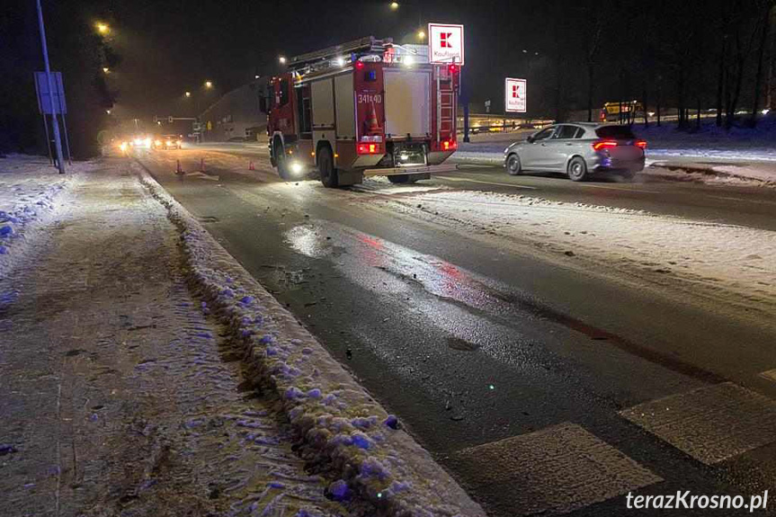 Zderzenie dwóch samochodów w Krośnie