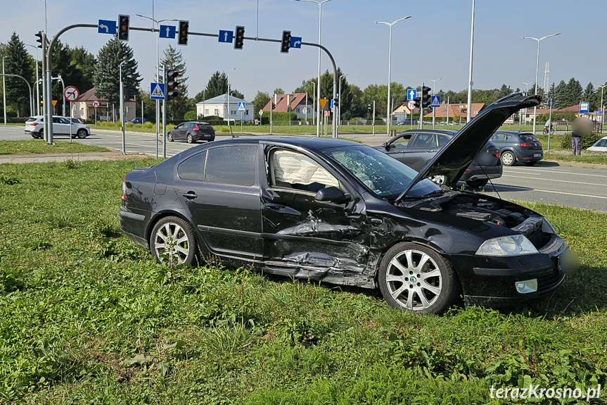 Zderzenie dwóch samochodów w Krośnie