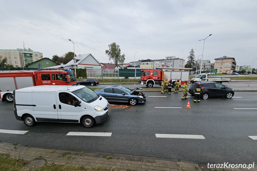 Zderzenie dwóch samochodów w Krośnie