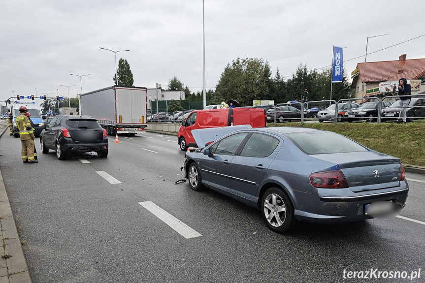 Zderzenie dwóch samochodów w Krośnie