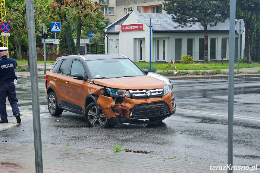 Zderzenie dwóch samochodów w Krośnie