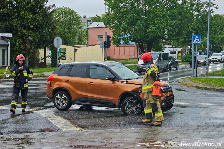 Zderzenie dwóch samochodów w Krośnie