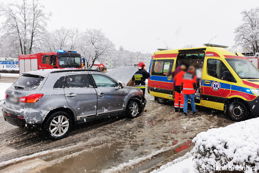 Zderzenie dwóch samochodów w Krośnie