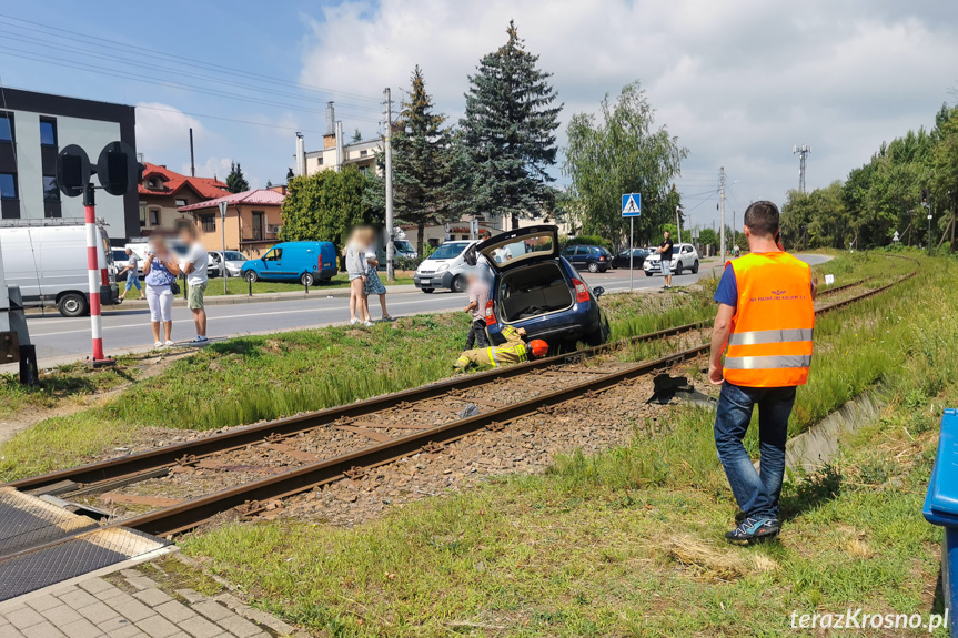 Zderzenie dwóch samochodów w Krośnie na Czajkowskiego