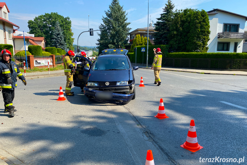 Zderzenie dwóch samochodów w Krośnie