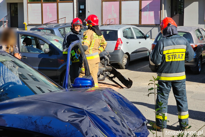 Zderzenie dwóch samochodów w Krośnie