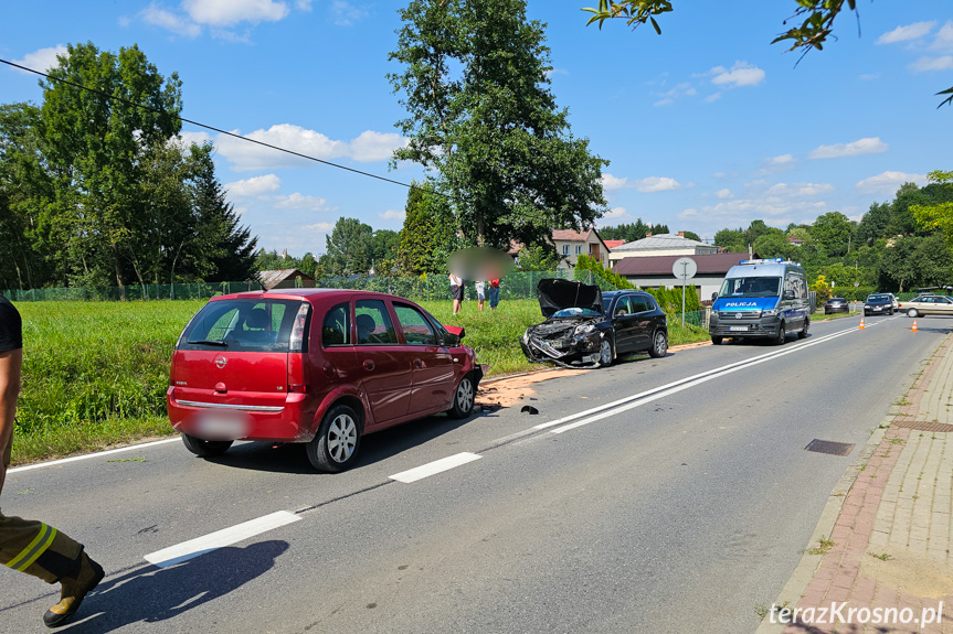 Zderzenie dwóch samochodów w Krośnie