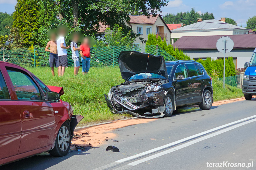 Zderzenie dwóch samochodów w Krośnie