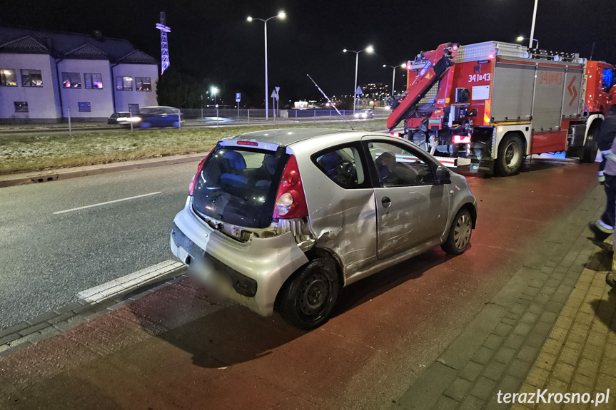 Zderzenie dwóch samochodów w Krośnie