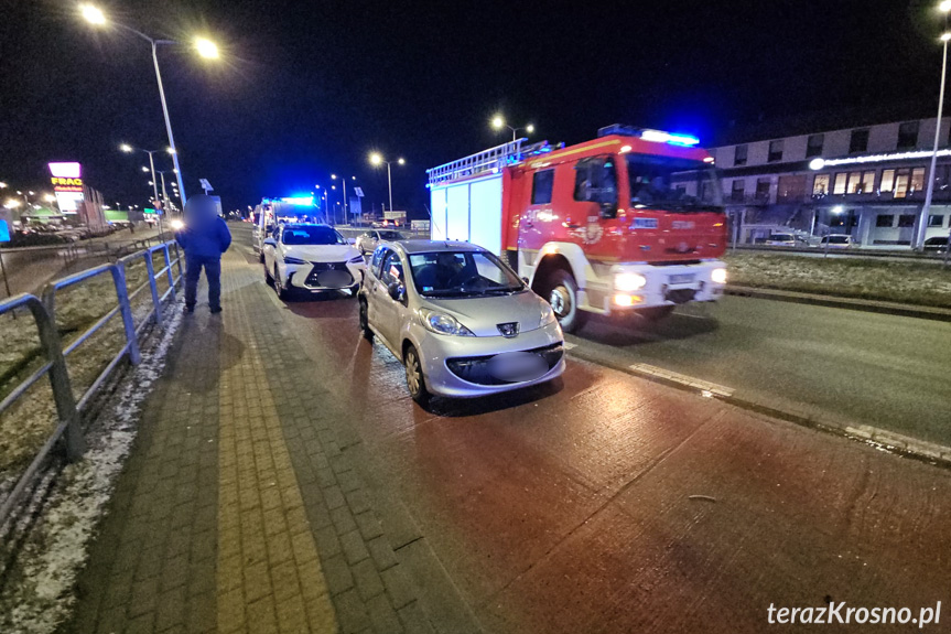 Zderzenie dwóch samochodów w Krośnie