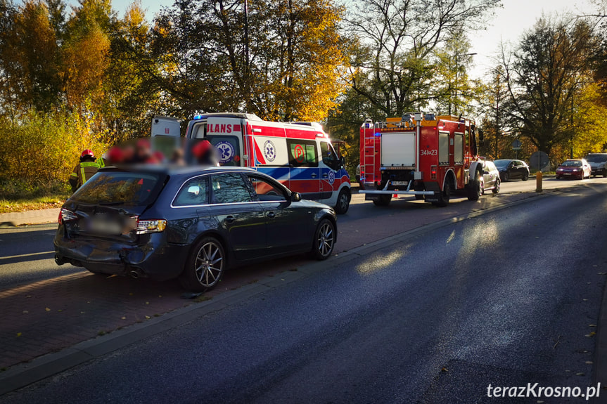 Zderzenie dwóch samochodów w Krośnie