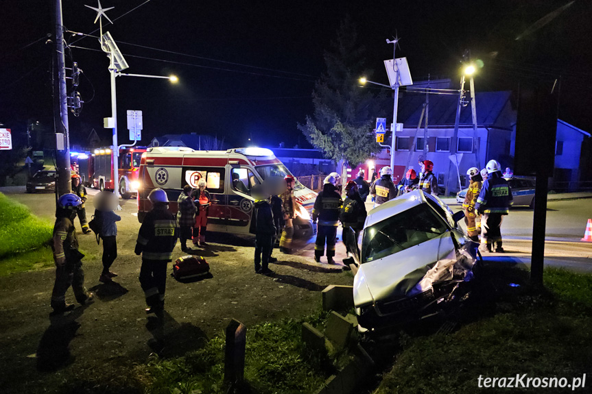 Zderzenie dwóch samochodów w Łękach Dukielskich