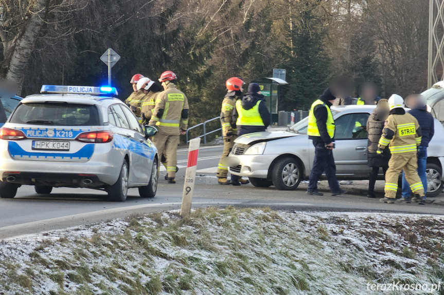 Zderzenie dwóch samochodów w Moderówce