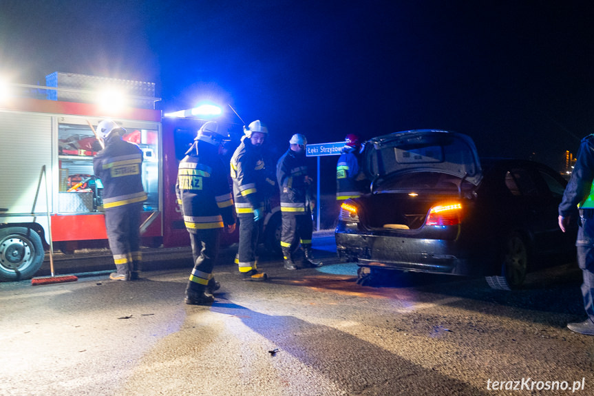 Zderzenie dwóch samochodów w Przybówce