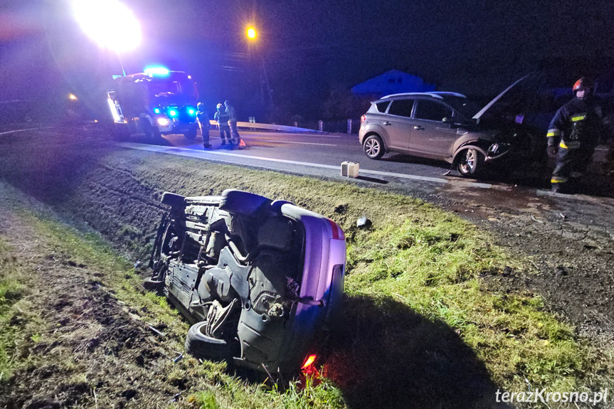 Zderzenie dwóch samochodów w Rogach