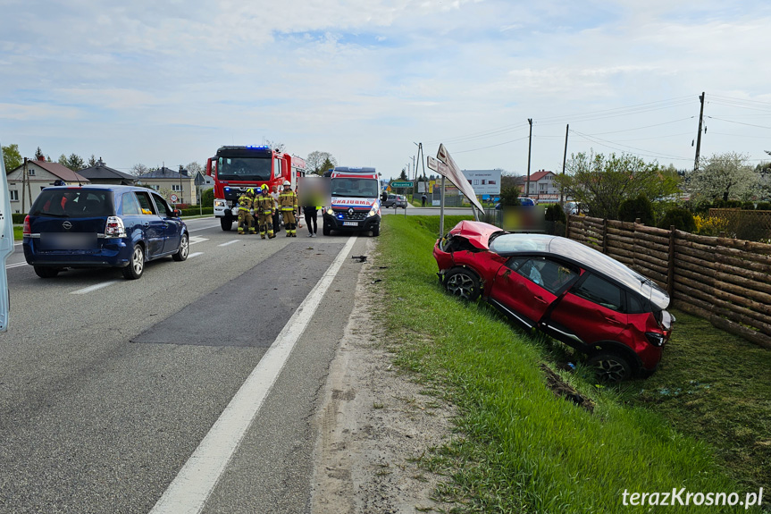 Zderzenie dwóch samochodów w Rogach