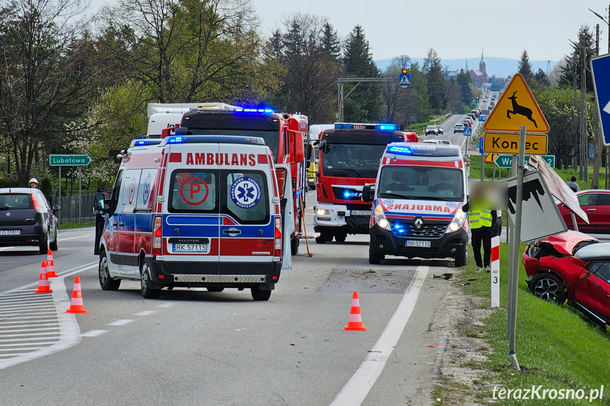 Zderzenie dwóch samochodów w Rogach